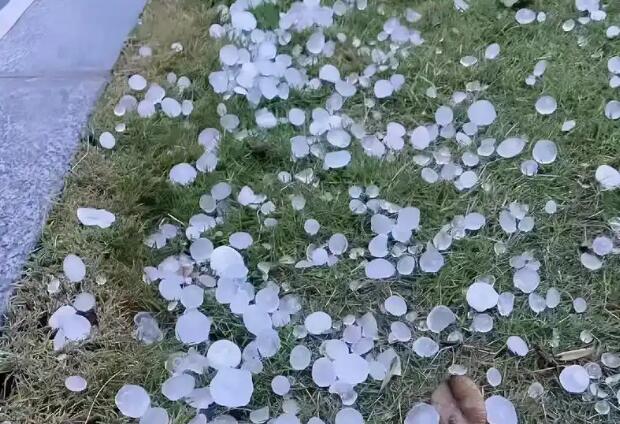 永康風水先生解讀女性夢見冰雹的運勢